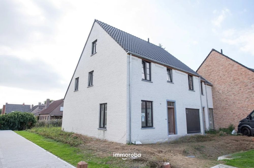 Vastgoedfoto van onroerend goed 8844634, Knap afgewerkte, energiezuinige woning op sublieme locatie centrum Waregem! Kijkwoning!