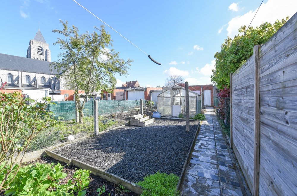 Vastgoedfoto van Gezellige rijwoning TE KOOP in Waregem!