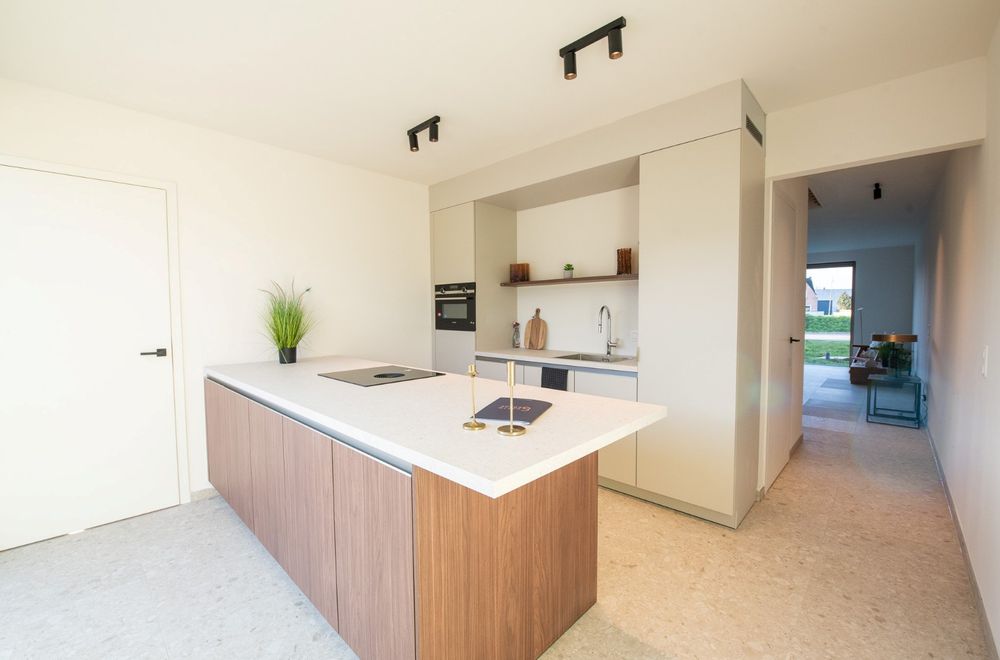 Vastgoedfoto van Ruime, moderne nieuwbouw TE KOOP te Waregem (mogelijk aan 6%) - 5 slaapkamers!