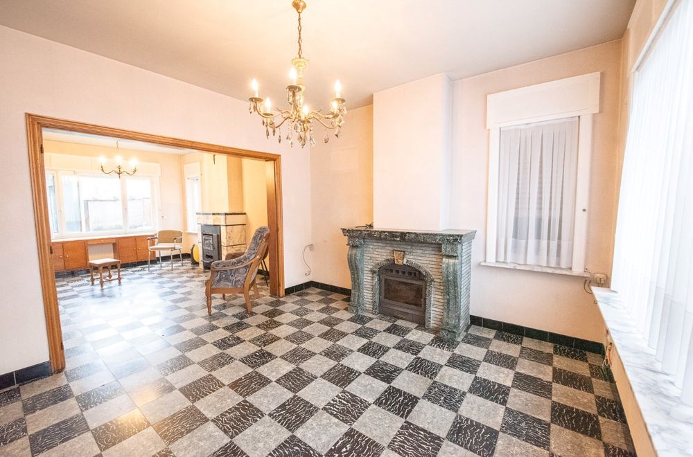 Vastgoedfoto van Te koop in Waregem  Halfopen bebouwing met renovatiepotentieel!