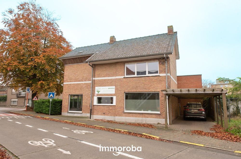 Vastgoedfoto van onroerend goed 8017391, Ruime  en goed onderhouden woning met 3 slaapkamers op centrale ligging te Deerlijk.