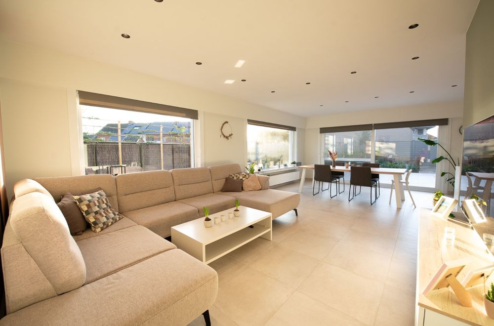 Vastgoedfoto van Prachtig gerenoveerde hoekwoning met 4 slaapkamers op 406 m²