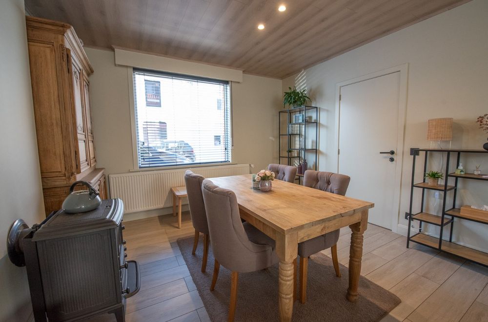Vastgoedfoto van Volledig vernieuwde woning in Zulte! 