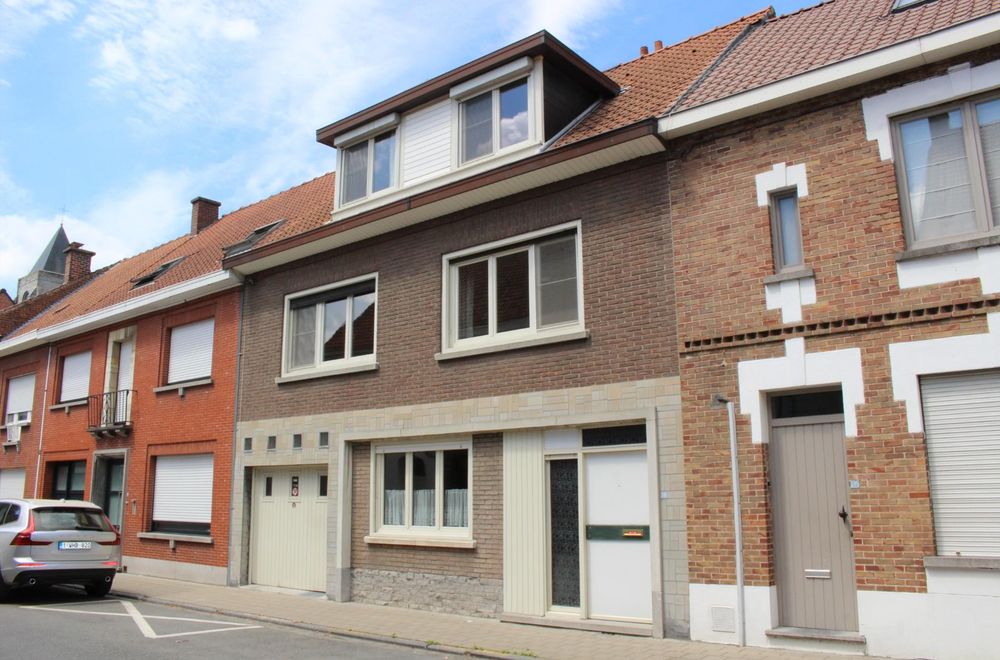 Vastgoedfoto van onroerend goed 7781317, Woning met 5 slaapkamers TE KOOP te Waregem! Profiteer nog van de woonbonus. Prijs bespreekbaar!
