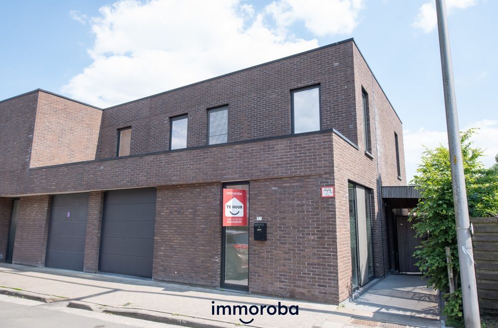Vastgoedfoto van onroerend goed 8682273, Moderne gezinswoning te Kruisem