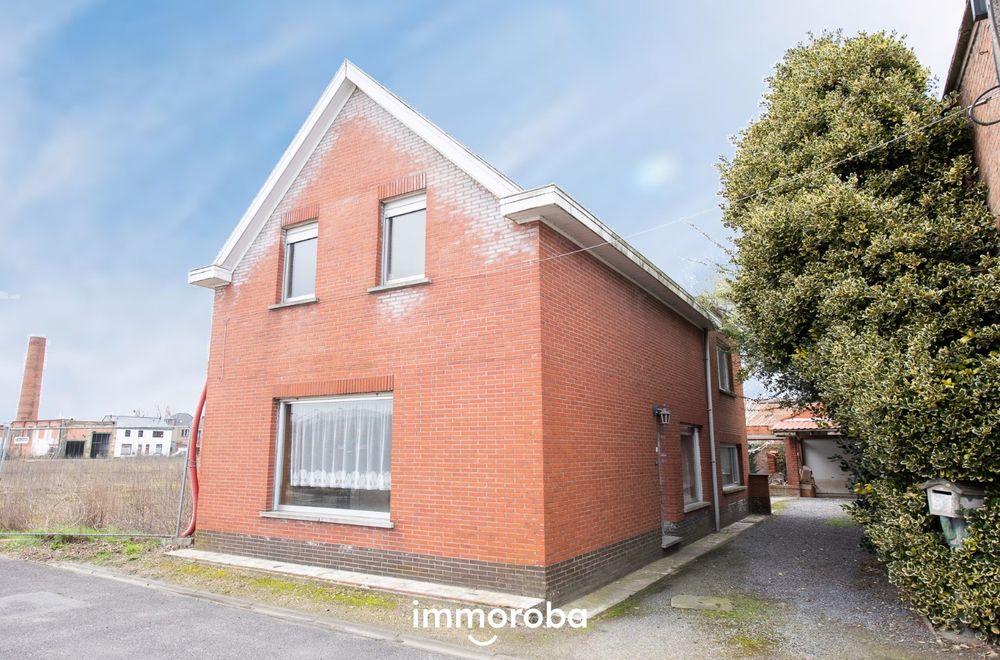 Vastgoedfoto van onroerend goed 7804237, Te renoveren HOB op rustige ligging in Zulte!