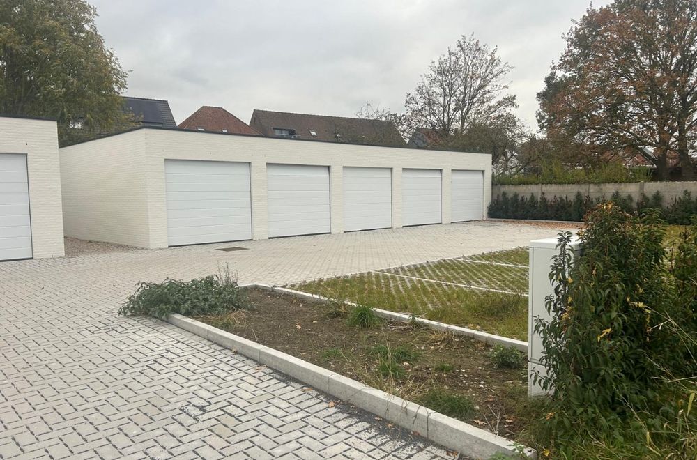 Vastgoedfoto van  Te koop: GARAGE in Deerlijk!